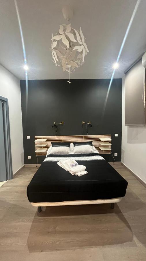 Hostal Inter Plaza Mayor Auto Check In Мадрид Екстериор снимка